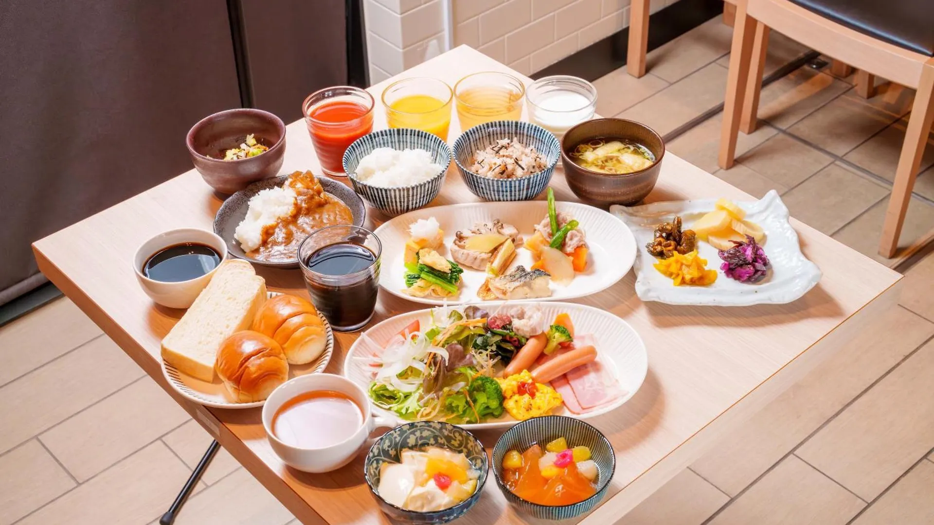 Henn na Hotel Tokyo Hamamatsucho 3*,  Japan